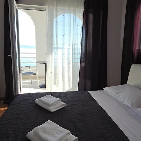 Sea Star Apartments Подстрана Экстерьер фото
