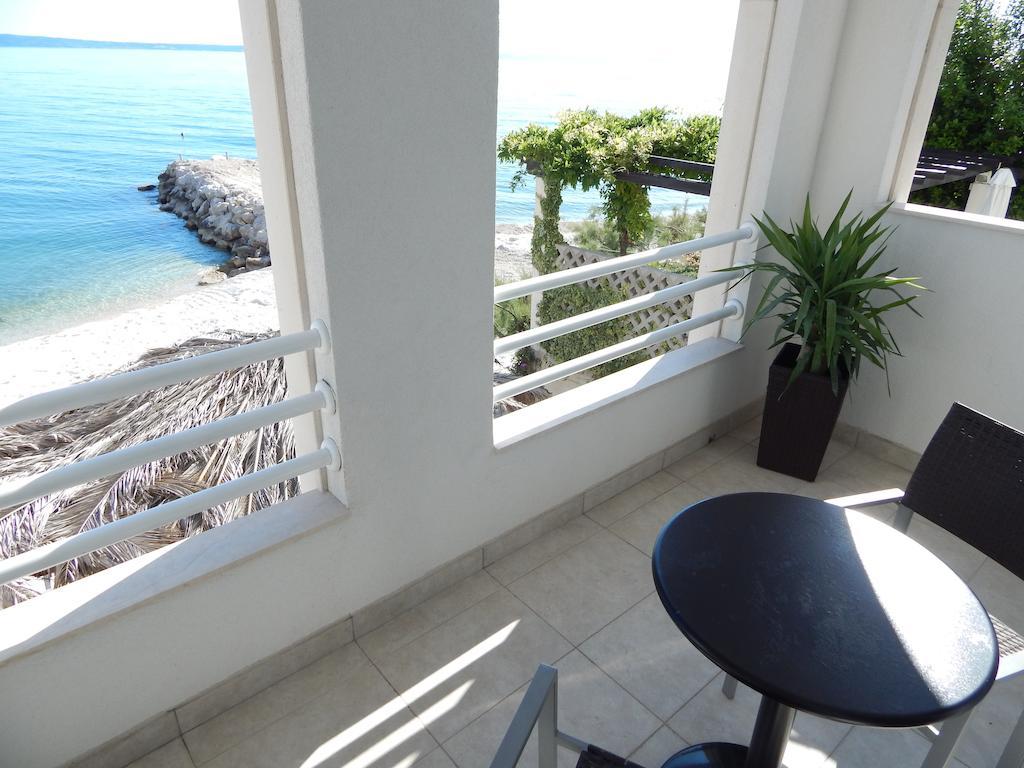 Sea Star Apartments Подстрана Номер фото